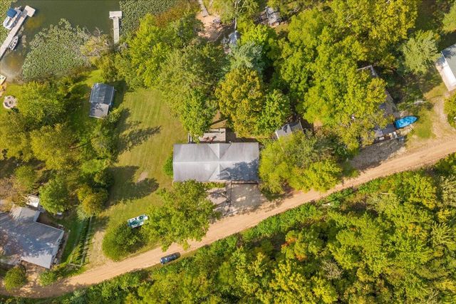 45417 15th Avenue, Bloomingdale, MI 49026