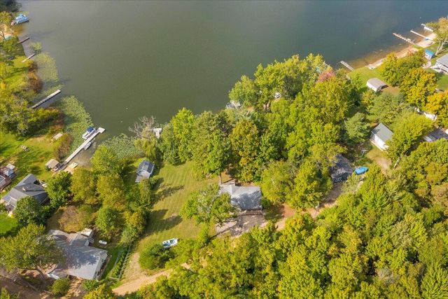 45417 15th Avenue, Bloomingdale, MI 49026