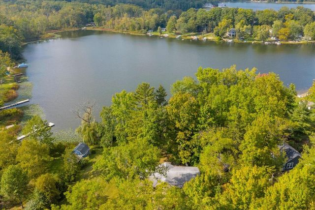 45417 15th Avenue, Bloomingdale, MI 49026