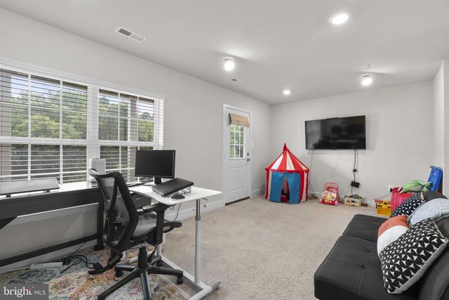 8017 POTTER PL, Elkridge, MD 21075