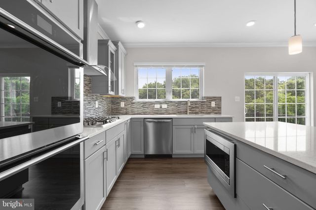 8017 POTTER PL, Elkridge, MD 21075