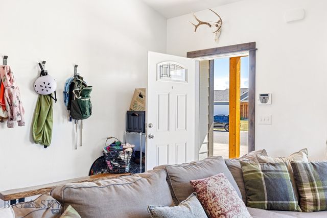 1538 Powers Boulevard, Belgrade, MT 59714