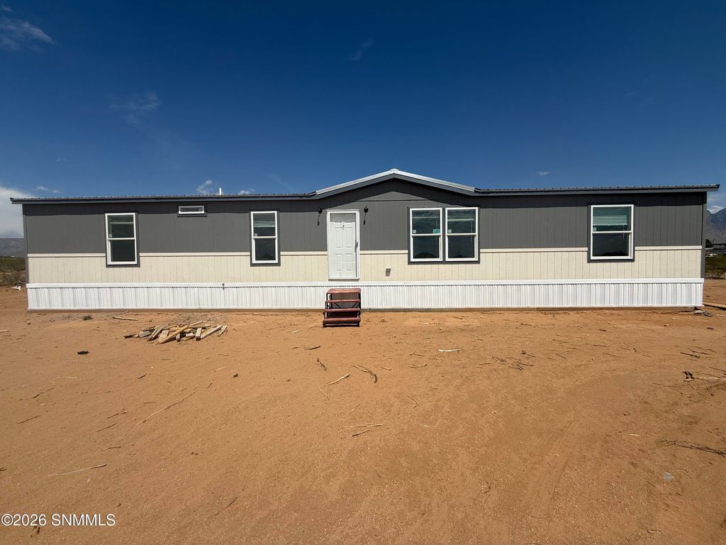 6976 Gopher Road, Las Cruces, NM 88012