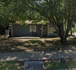 1303 N Galloway Avenue, Mesquite, TX 75149