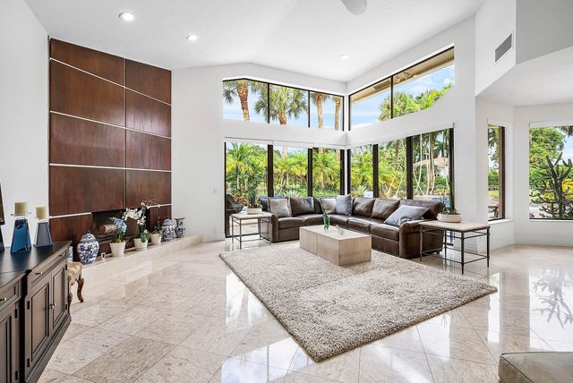 4976 Bocaire Boulevard, Boca Raton, FL 33487