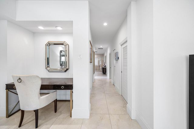 4976 Bocaire Boulevard, Boca Raton, FL 33487