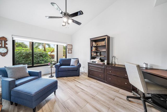 4976 Bocaire Boulevard, Boca Raton, FL 33487