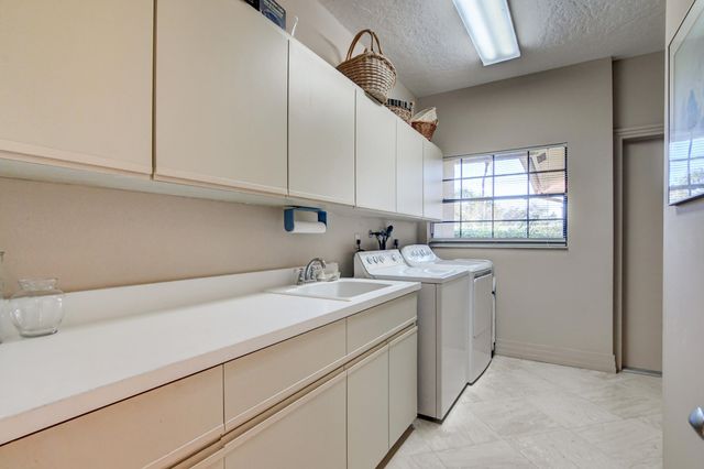 4976 Bocaire Boulevard, Boca Raton, FL 33487