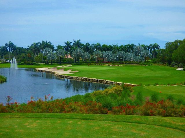 4976 Bocaire Boulevard, Boca Raton, FL 33487