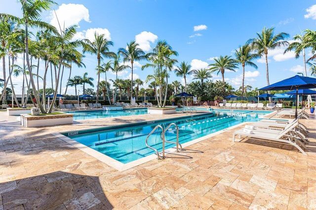 4976 Bocaire Boulevard, Boca Raton, FL 33487