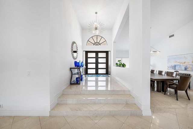 4976 Bocaire Boulevard, Boca Raton, FL 33487