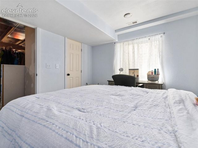 675 E McClave Drive, Pueblo, CO 81007