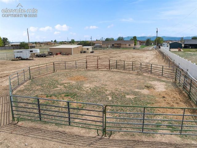 675 E McClave Drive, Pueblo, CO 81007