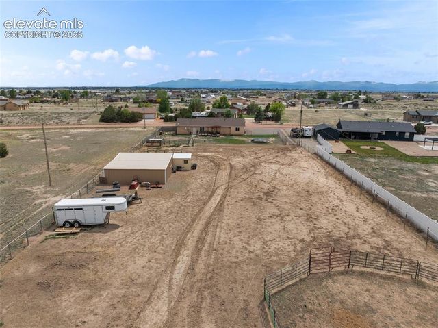 675 E McClave Drive, Pueblo, CO 81007