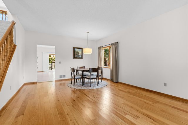 17432 Tessmer Court, Eden Prairie, MN 55347