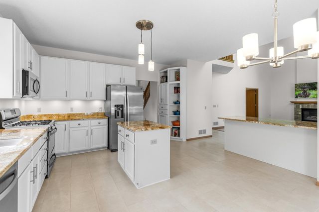 17432 Tessmer Court, Eden Prairie, MN 55347