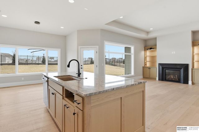 4807 N 192nd Avenue Circle, Elkhorn, NE 68022