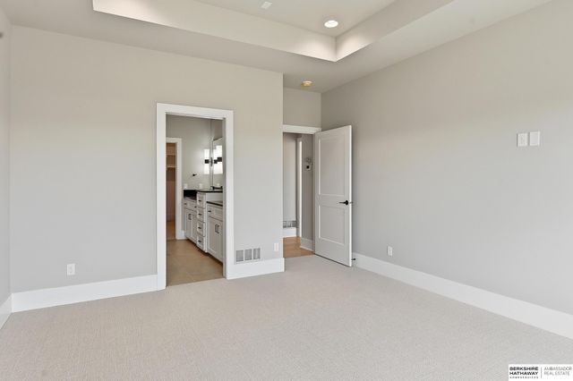 4807 N 192nd Avenue Circle, Elkhorn, NE 68022