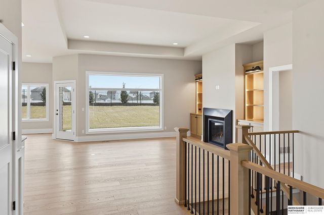 4807 N 192nd Avenue Circle, Elkhorn, NE 68022