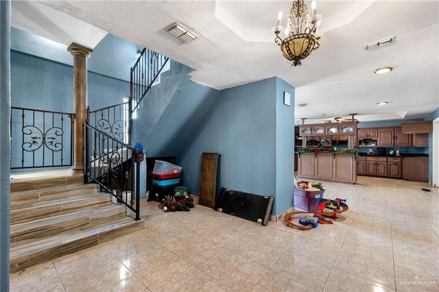 1324 San Vicente Norte, Weslaco, TX 78599