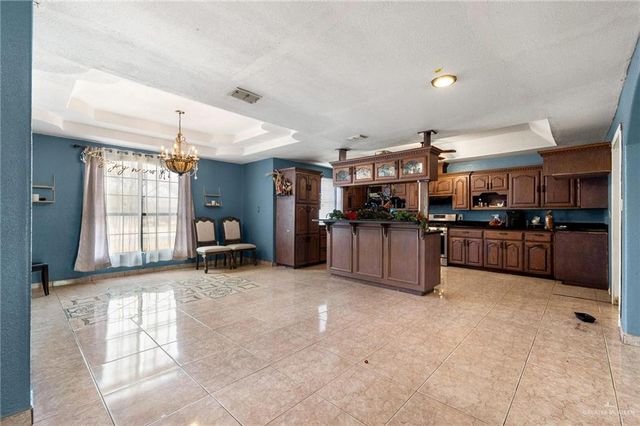 1324 San Vicente Norte, Weslaco, TX 78599