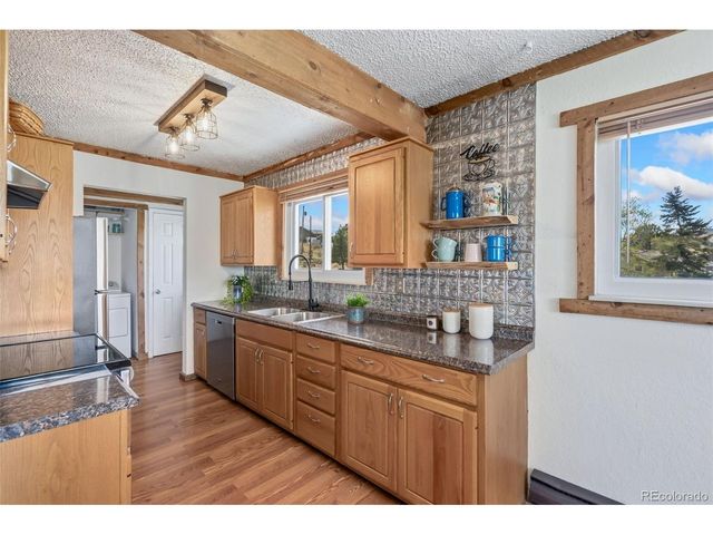 4815 Hilltop Dr, Fort Collins, CO 80526