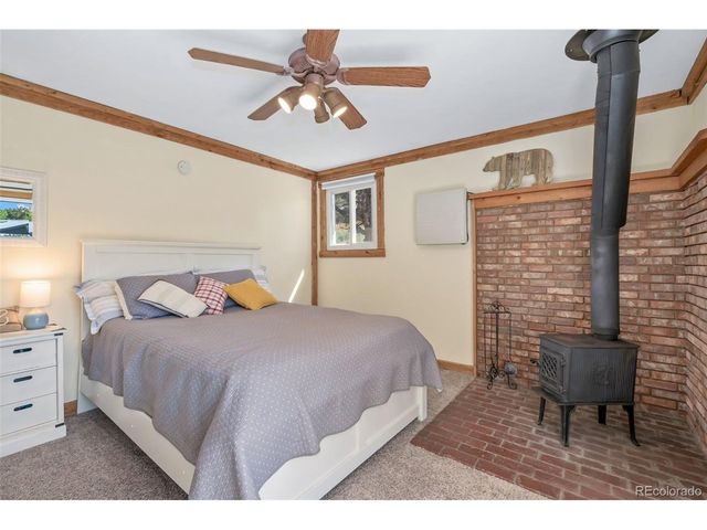 4815 Hilltop Dr, Fort Collins, CO 80526