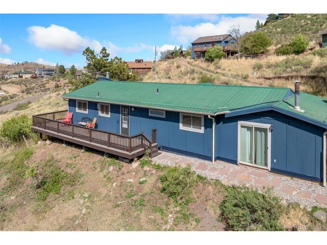 4815 Hilltop Dr, Fort Collins, CO 80526