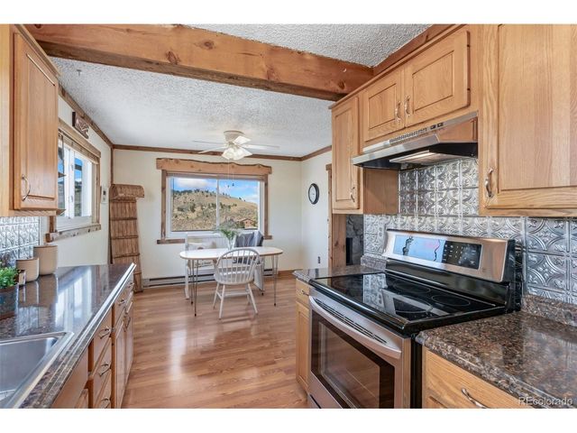 4815 Hilltop Dr, Fort Collins, CO 80526