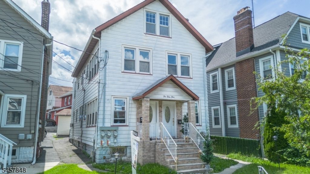 254 Franklin St, Bloomfield Twp., NJ 07003 — exterior