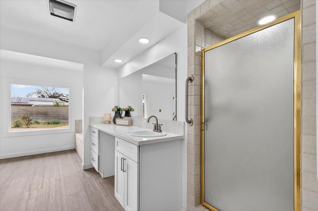 5610 N Arthur Avenue, Fresno, CA 93711