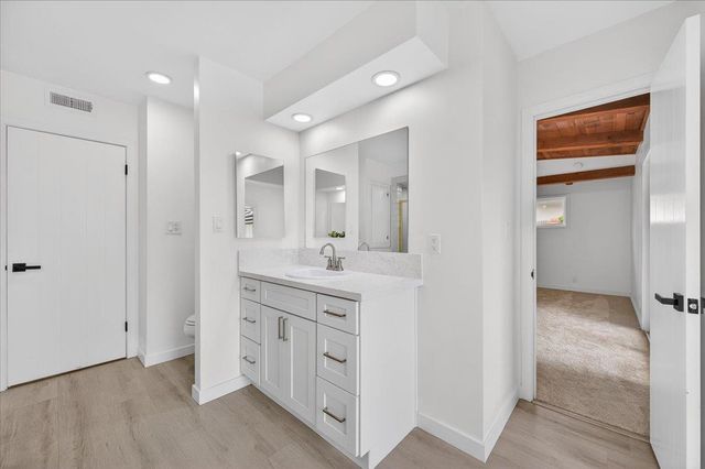 5610 N Arthur Avenue, Fresno, CA 93711