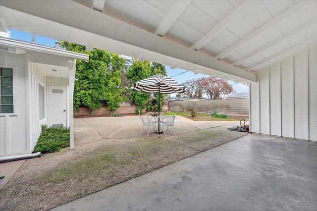 5610 N Arthur Avenue, Fresno, CA 93711