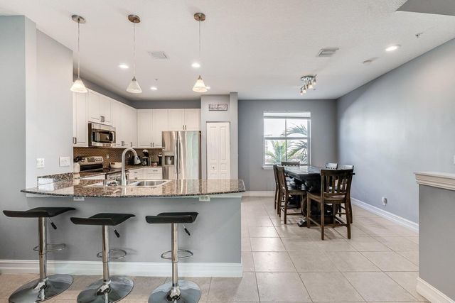 75 Atlantic Grove Way, Delray Beach, FL 33444