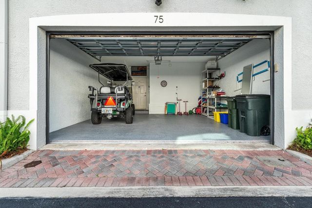 75 Atlantic Grove Way, Delray Beach, FL 33444