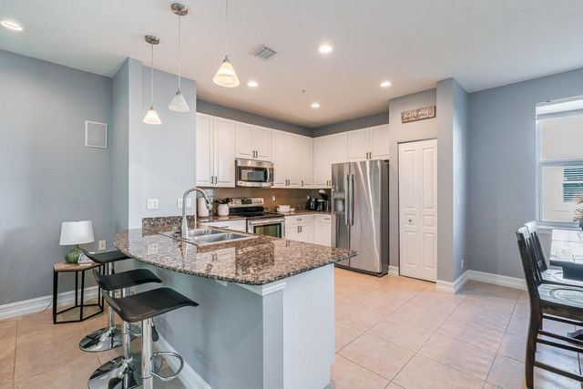 75 Atlantic Grove Way, Delray Beach, FL 33444