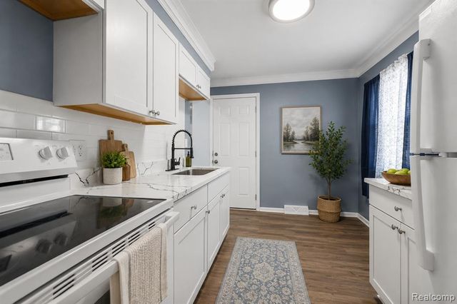 12497 Prospect Avenue, Warren, MI 48089