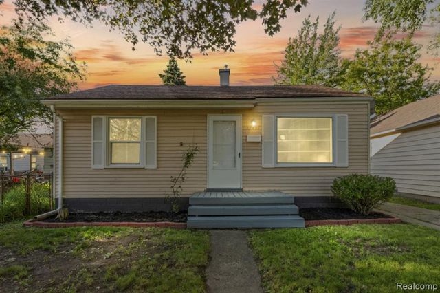 12497 Prospect Avenue, Warren, MI 48089