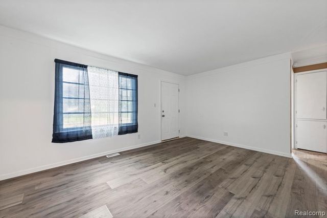 12497 Prospect Avenue, Warren, MI 48089
