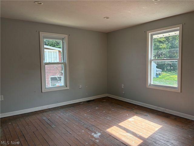8307 Cleveland Avenue NW, Canton, OH 44720