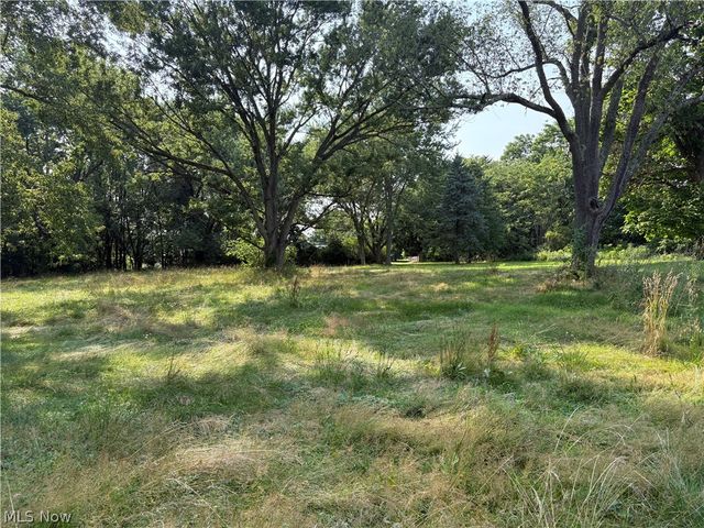 8307 Cleveland Avenue NW, Canton, OH 44720