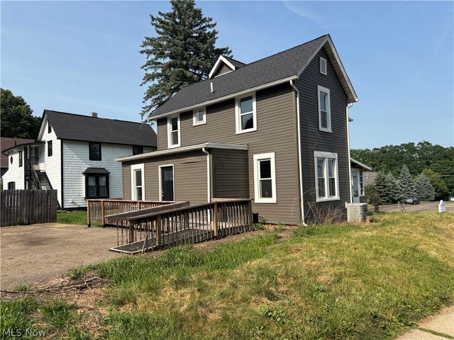 8307 Cleveland Avenue NW, Canton, OH 44720