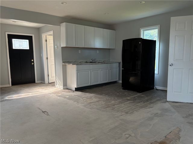8307 Cleveland Avenue NW, Canton, OH 44720