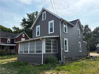 8307 Cleveland Avenue NW, Canton, OH 44720