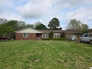 2212 Quail Creek # 28, Murray, KY 42071