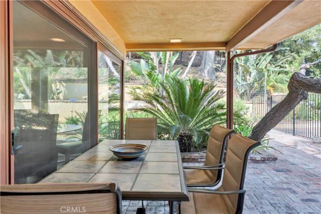 2500 Benedict Canyon, Beverly Hills, CA 90210