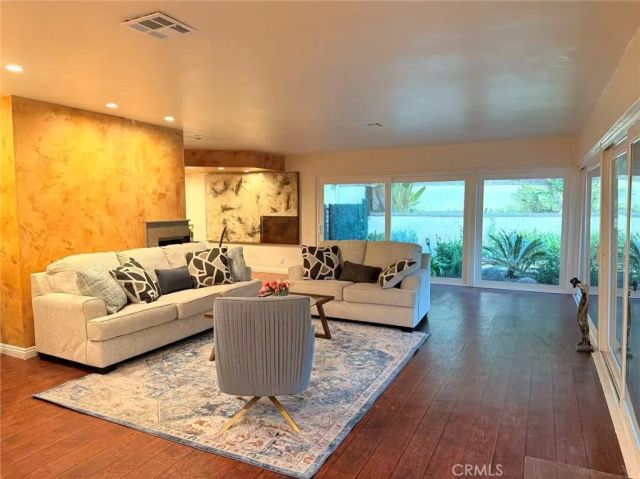 2500 Benedict Canyon, Beverly Hills, CA 90210
