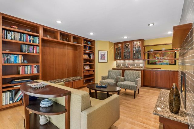 2516 Monterey Avenue S, Saint Louis Park, MN 55416
