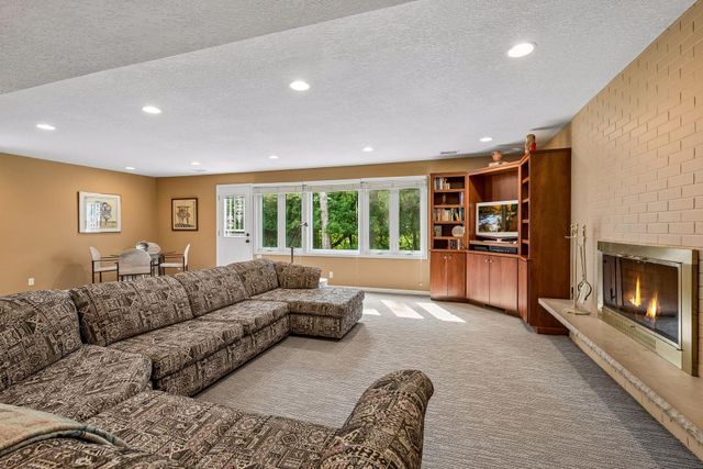 2516 Monterey Avenue S, Saint Louis Park, MN 55416