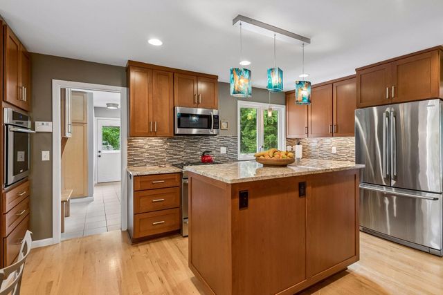 2516 Monterey Avenue S, Saint Louis Park, MN 55416